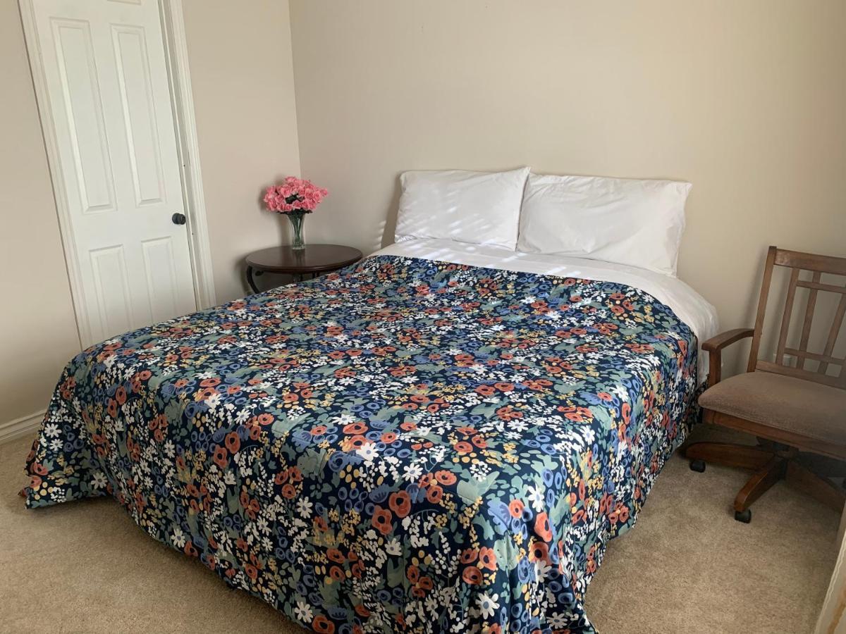 ריברסייד Luxhome Suites N Villa מראה חיצוני תמונה