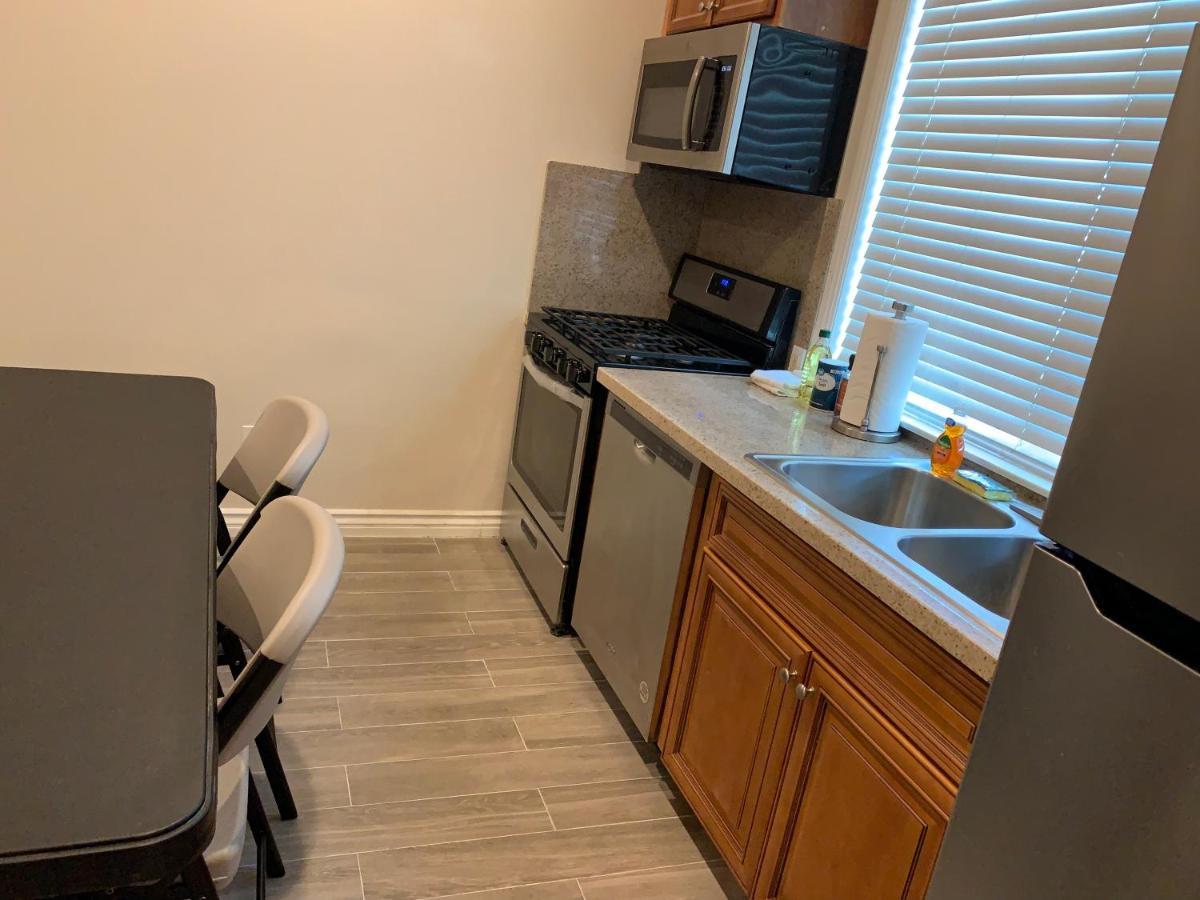 ריברסייד Luxhome Suites N Villa מראה חיצוני תמונה
