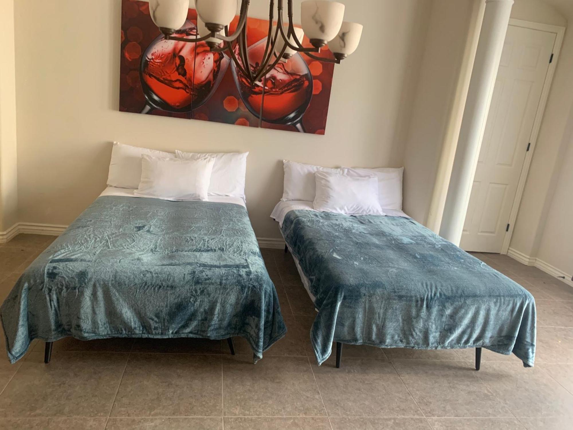 ריברסייד Luxhome Suites N Villa מראה חיצוני תמונה