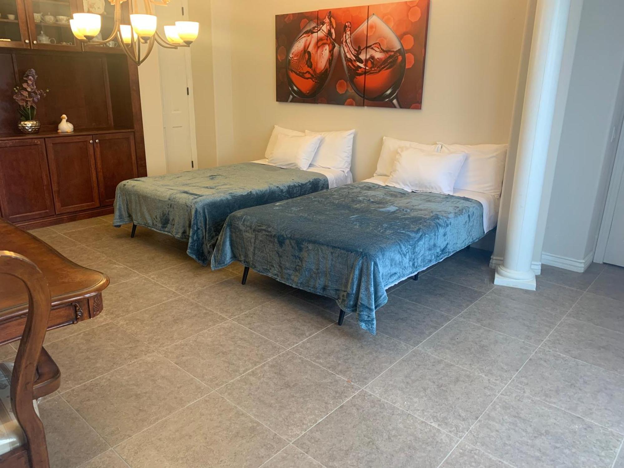 ריברסייד Luxhome Suites N Villa מראה חיצוני תמונה